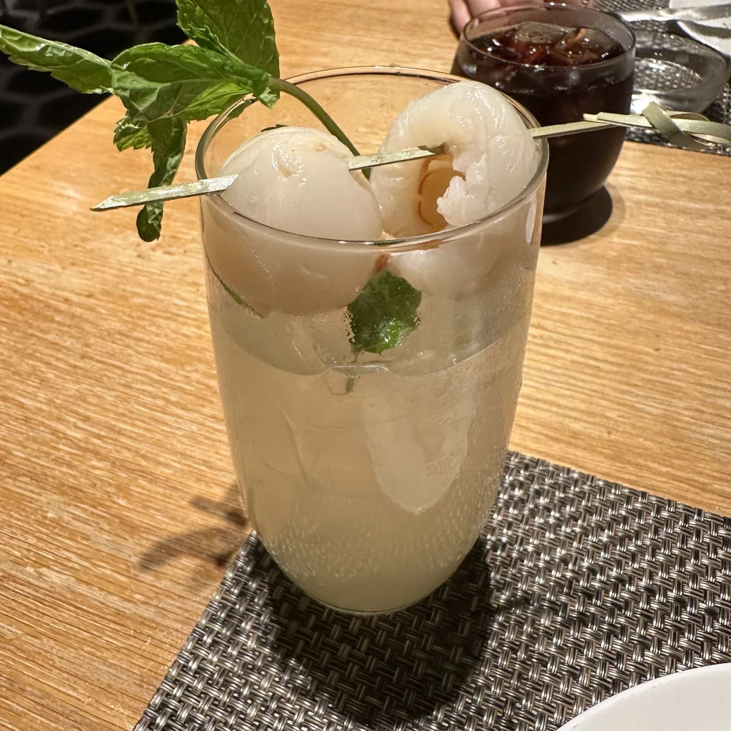 Lychee mint mojito alcoholic drink at Qantas First Class Lounge LAX