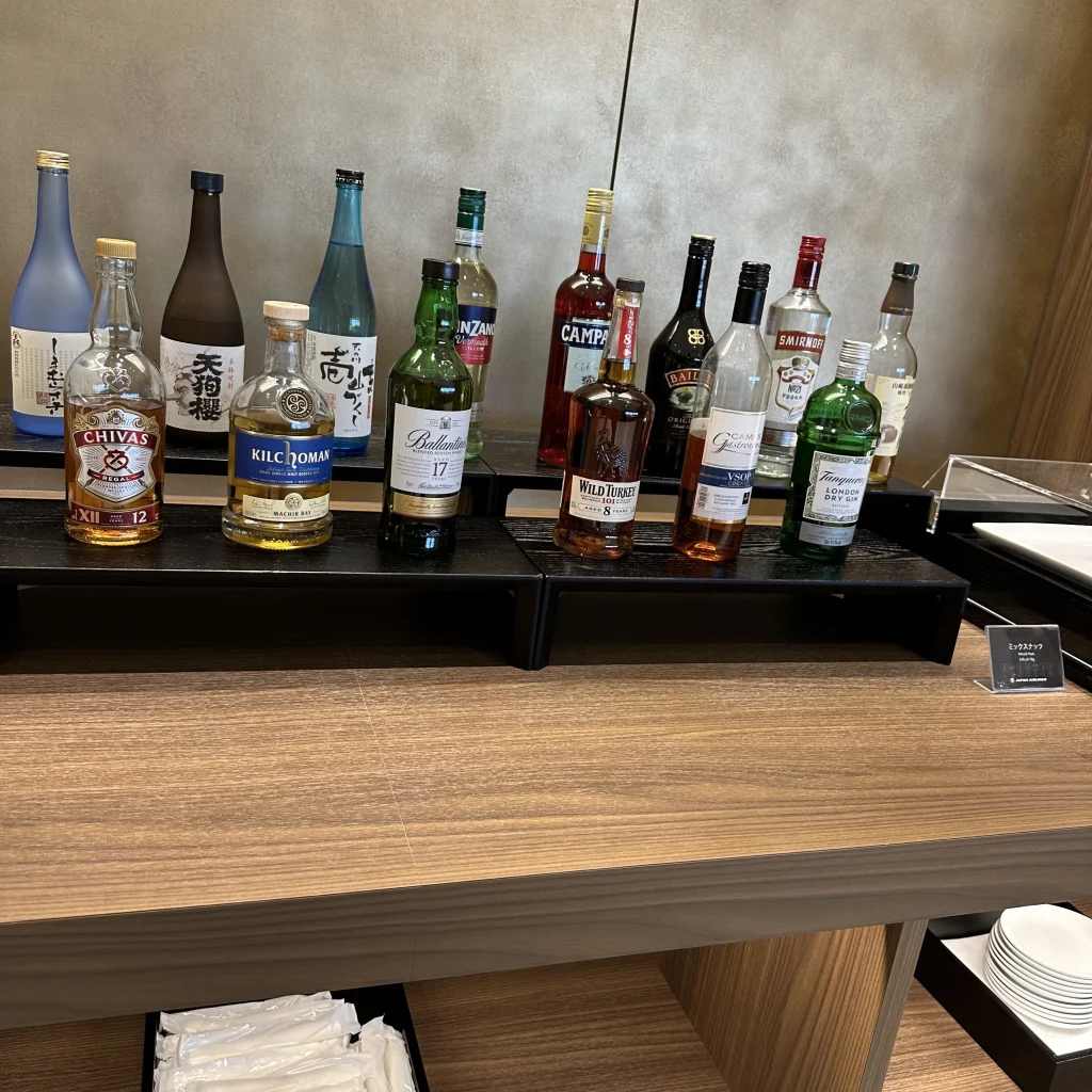 There are lots of alcohol options in the Japan Airlines First Class Lounge