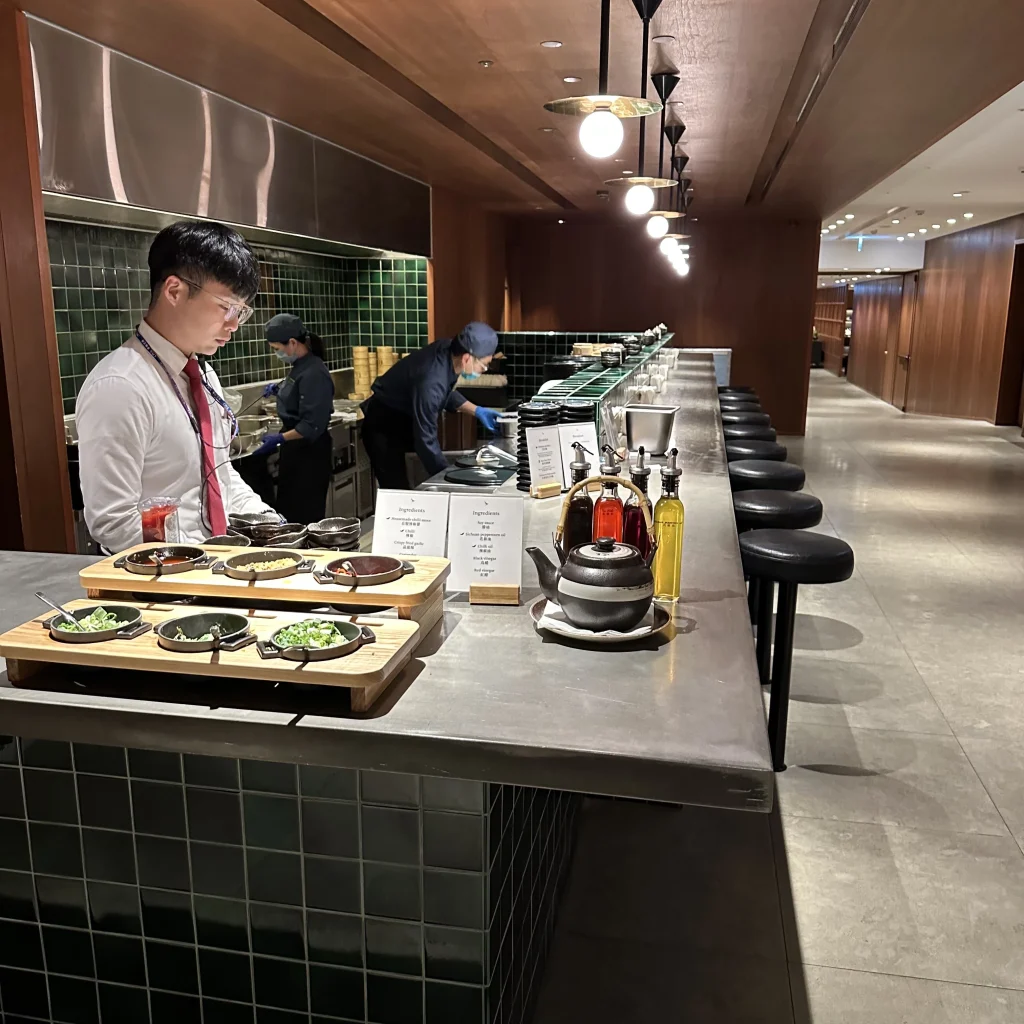 The Cathay Pacific Business Class Lounge at Taoyuan International Airport has a terrific noodle bar