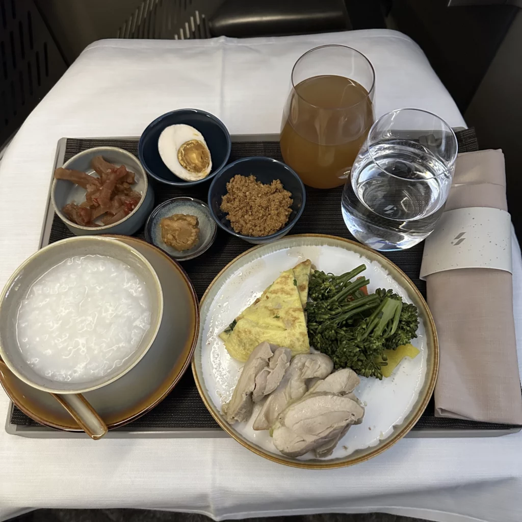 Starlux business class from Los Angeles to Taipei Taiwanese breakfast was fantastic