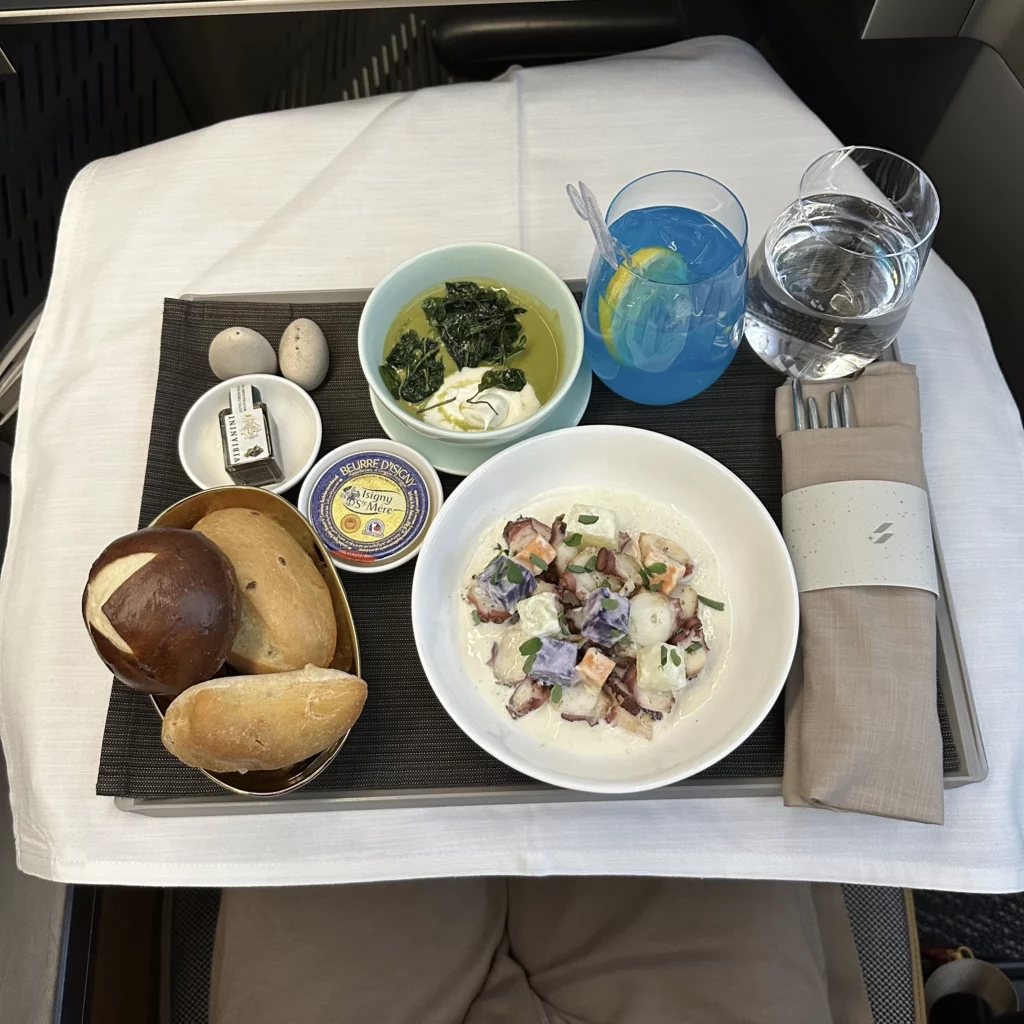 Starlux business class from Los Angeles to Taipei appetizer with octopus was delicious